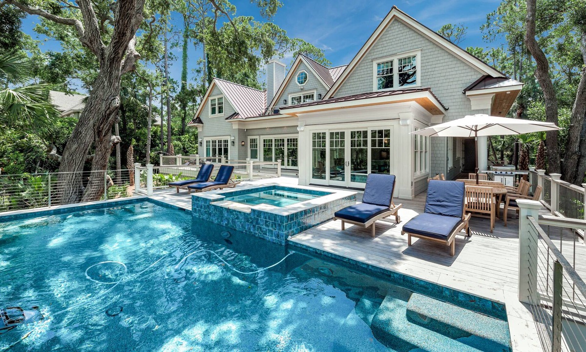 Vanderhorst Plantation House | 136 Flyway Drive by Akers Ellis Rentals