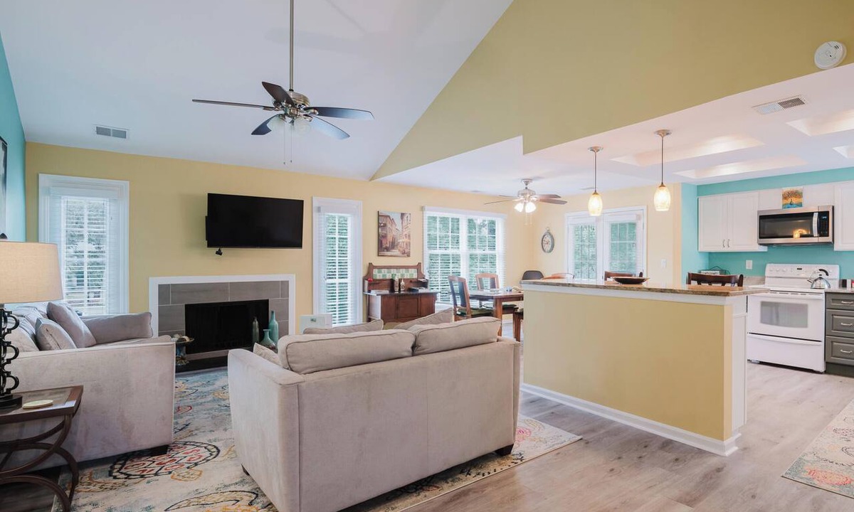 Shipyard Plantation Condo | 147 Evian - Lagoon & Golf Course View, Pool/Tennis