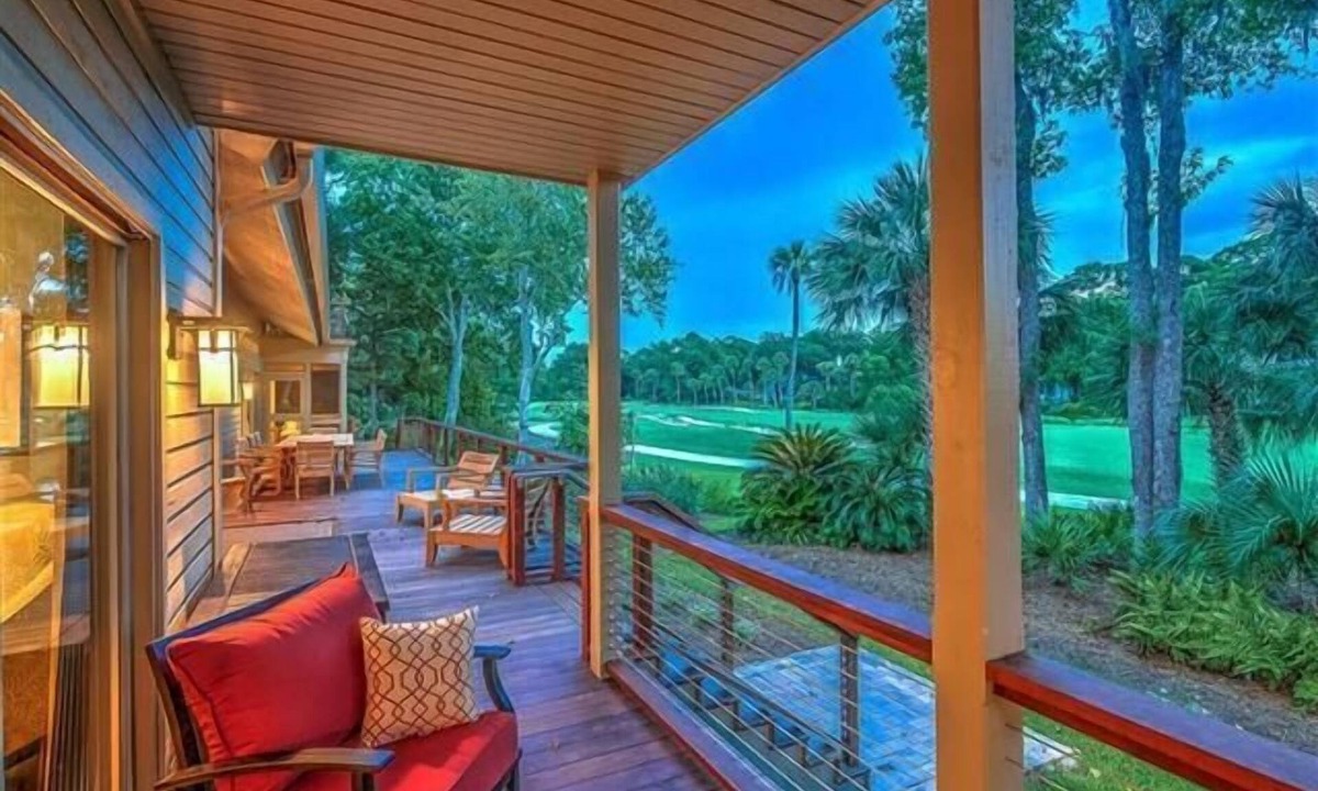 Oceanside Villa | 17 South Live Oak at The Sea Pines Resort