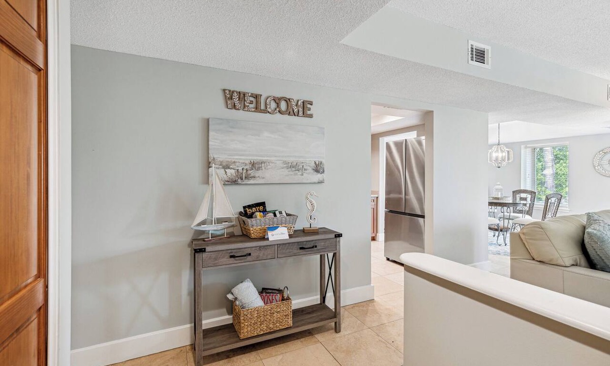 South Beach Condo | 1732 Bluff Villa @ Sea Pines | Scenic Views | Pool | 5-min to South Beach
