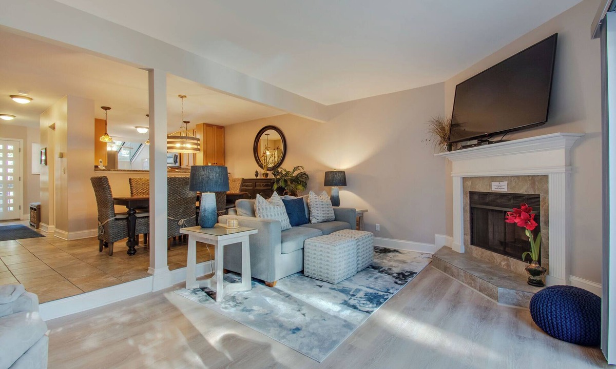 Shipyard Plantation Villa | 2 BR Beachwalk condo in Shipyard-steps to the beach and across from the Sonesta Resort