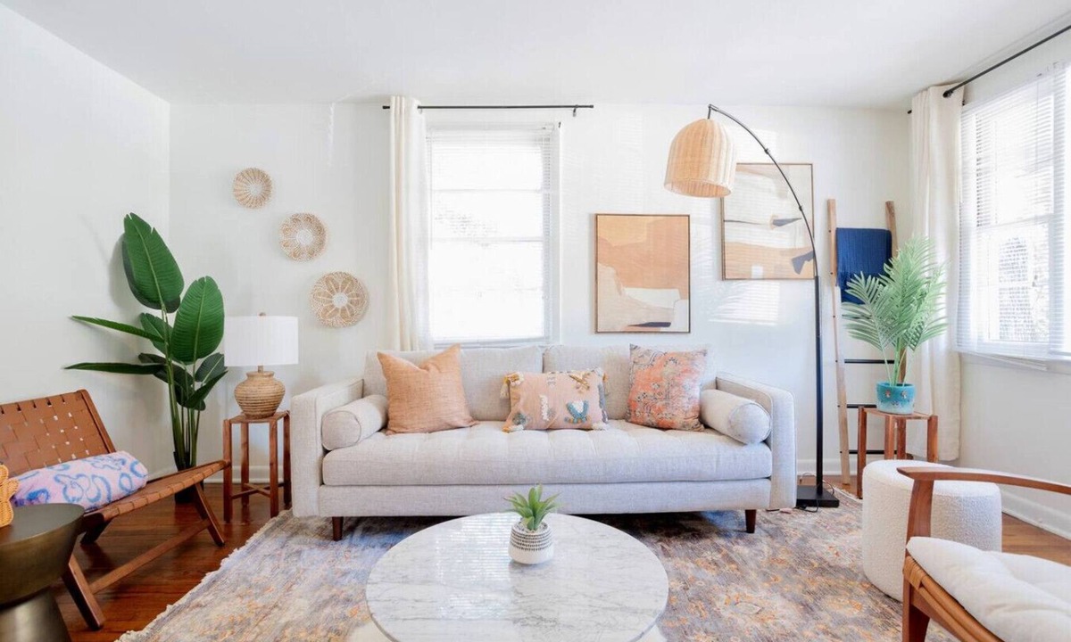 Midtown House | 2BR Bright & Breezy Home Walk to Hospital, near DT