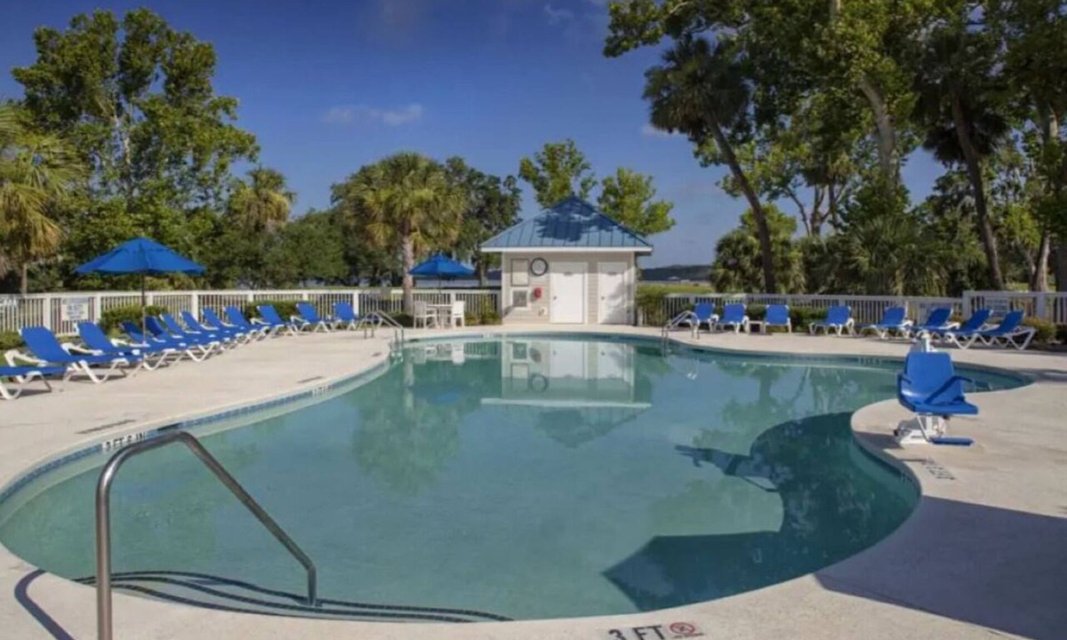Palmetto Dunes Hotel | 3 Family-Friendly Suites Offering Gorgeous Water Views and a Peaceful Setting