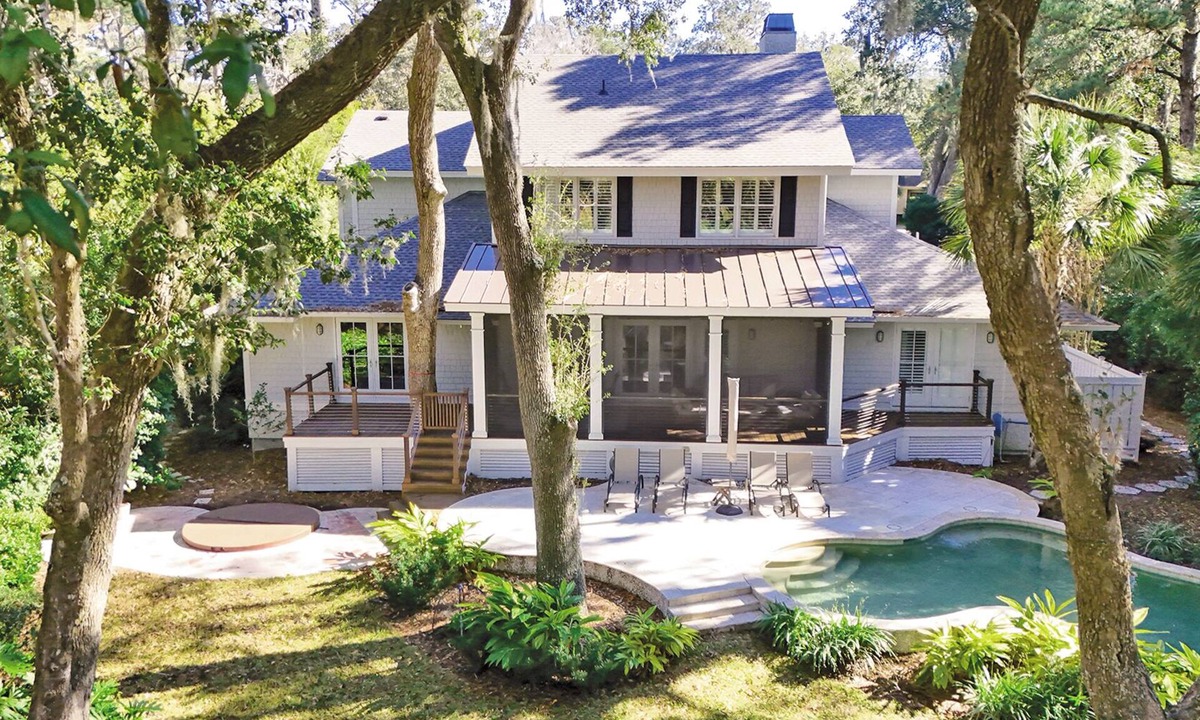 Heritage Woods House | 58 Heritage Road - Harbour Town Golf Course Views & a Short Walk to the Beach