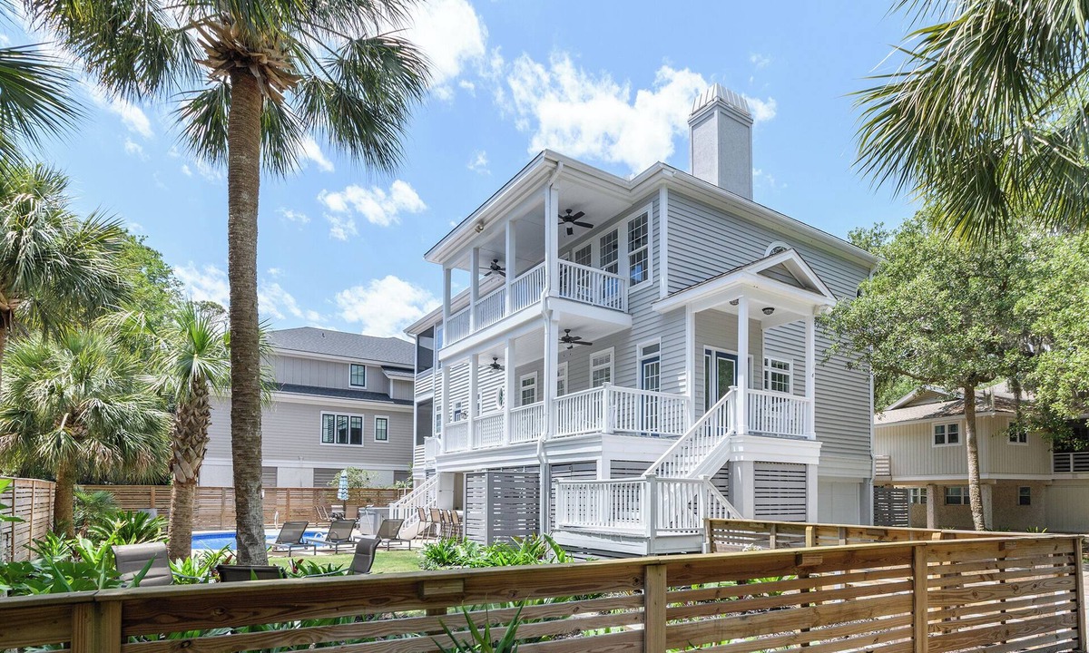 North Forest Beach House | 6 Quail - 3rd Row Home, Dog Friendly, Spa