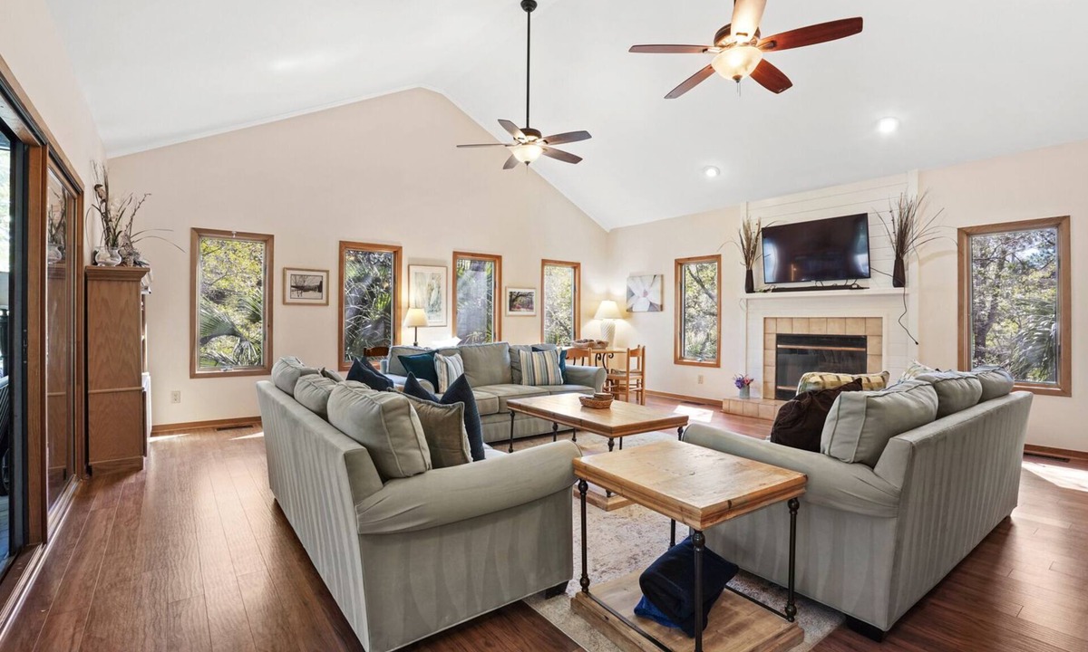 West Beach House | 70 Spotted Sandpiper Court by Akers Ellis Rentals