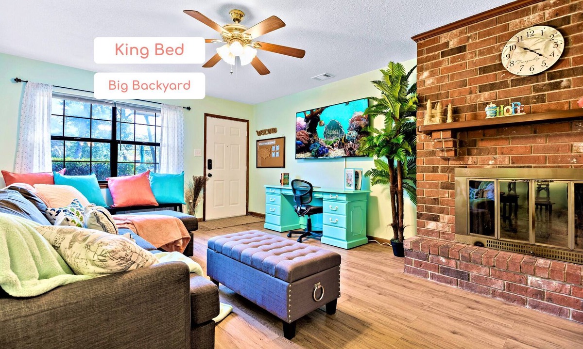 Montgomery House | Affordable 3BR Duplex by Island, Nature, Kayaking, Fishing, & Historic Wormsloe