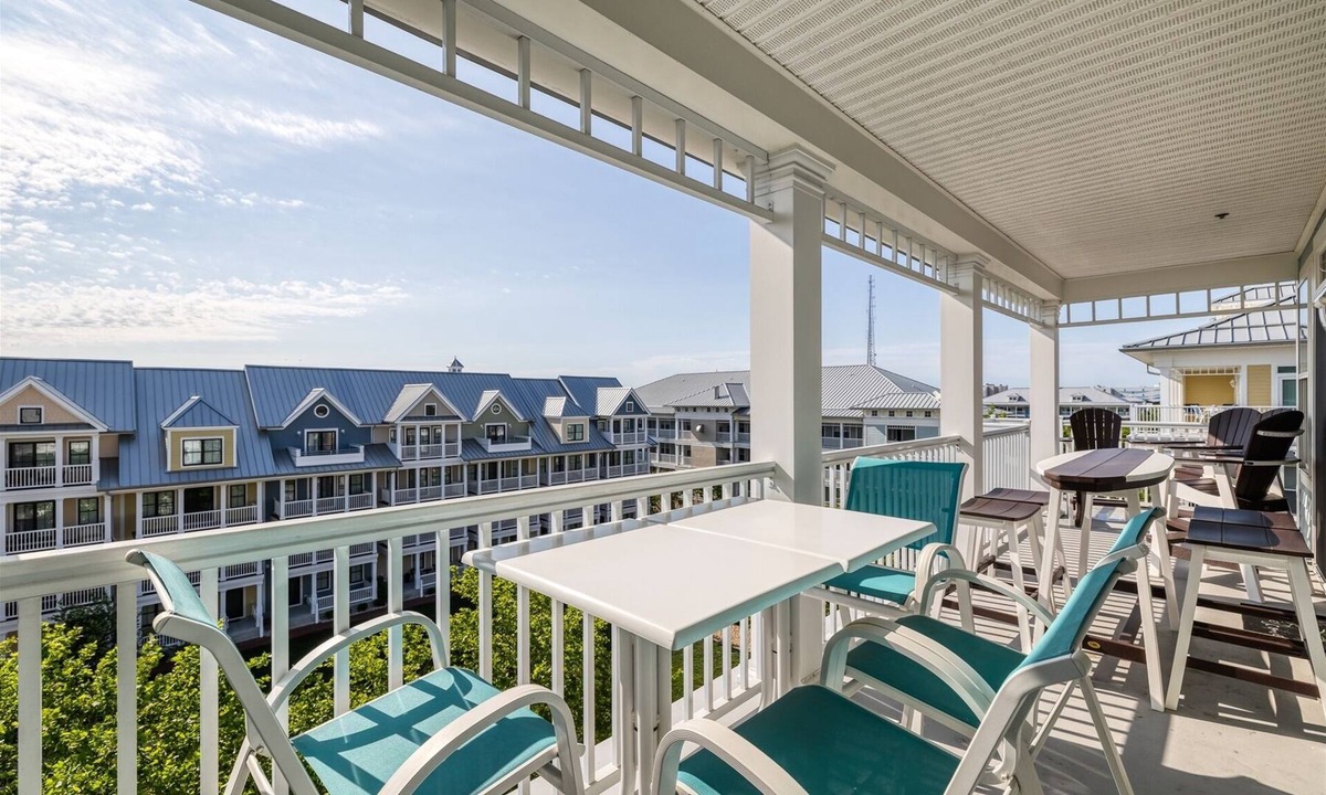 Sunset Island House | August Discounts and Short Stays Sunset Island 37 Fountain Drive West, Unit 5E