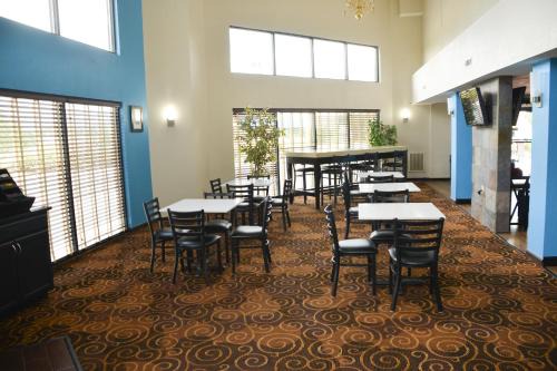 Santee Hotel | Baymont by Wyndham Santee