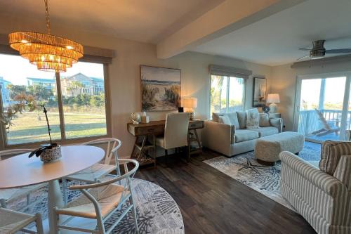 Oceanmarsh Subdivision House | Beachfront Saint Helena Island Condo w/Amenities!