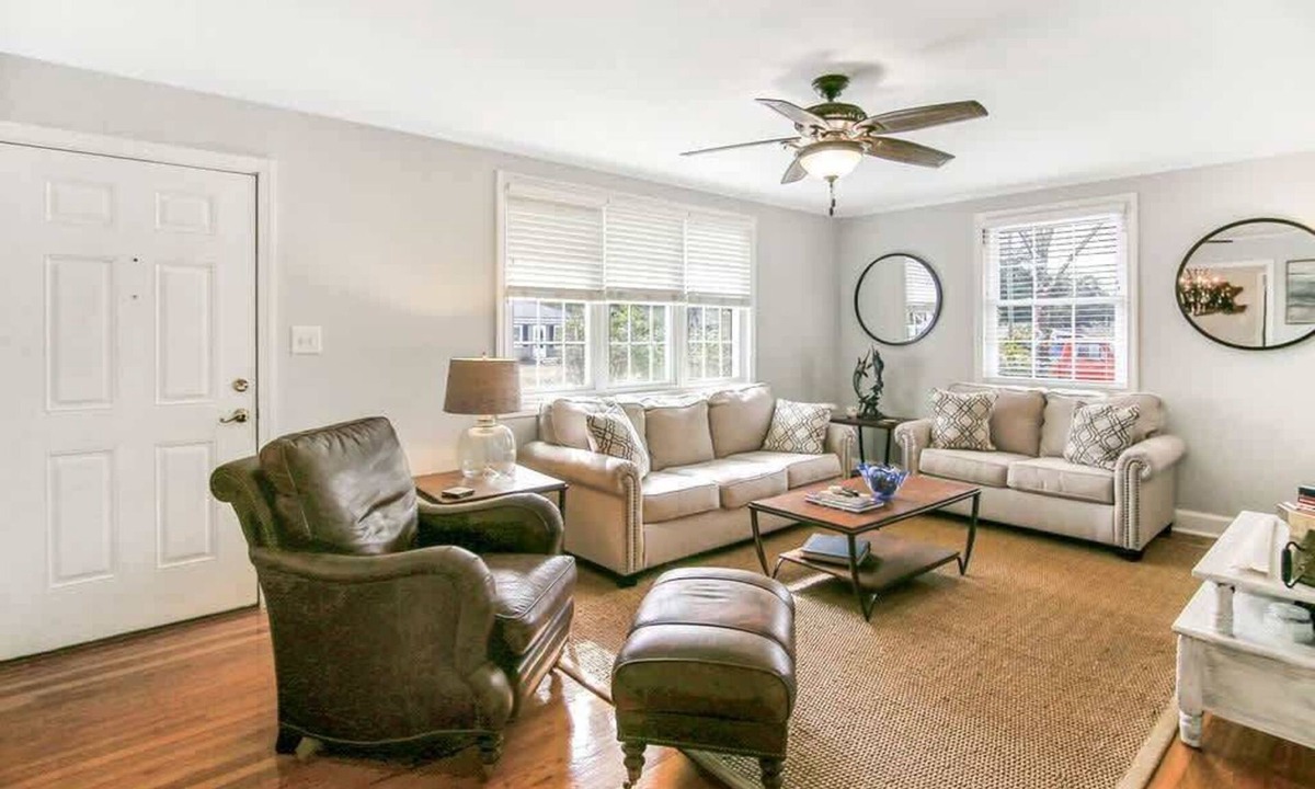Charleston House | Billfish Bungalow - 4 mi to downtown & 6 mi beach