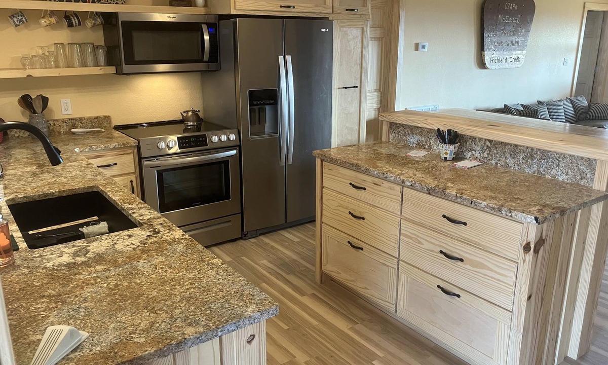 Harrison Cabin | Buffalo Sky Cabin has stunning views of Buffalo National River and mountains