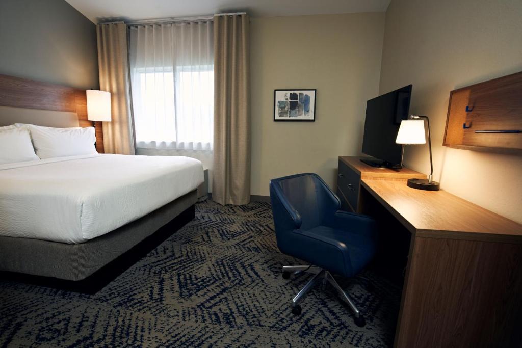 Charleston Hotel | Candlewood Suites Charleston – Mt. Pleasant by IHG
