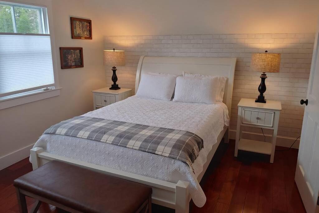 Summerville Historic District House | Carriage House 2 bdrm at Camellia Cottages in historic Summerville, SC