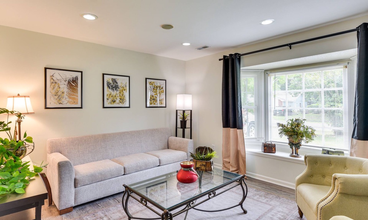 West Ashley House | Charleston Extended Stay w/Yard!