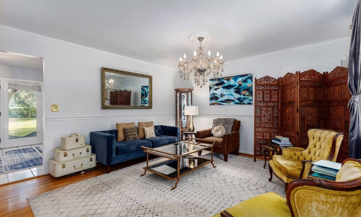 Charleston House | Chic Southern Retreat