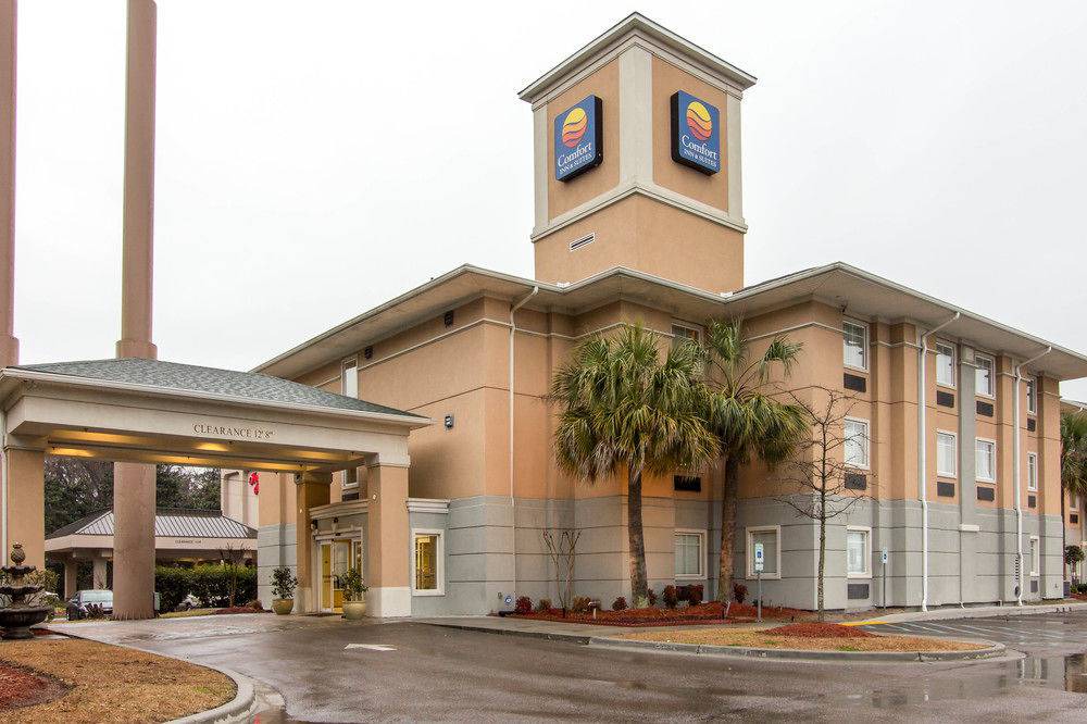 North Charleston Hotel | Comfort Inn & Suites Convention Center