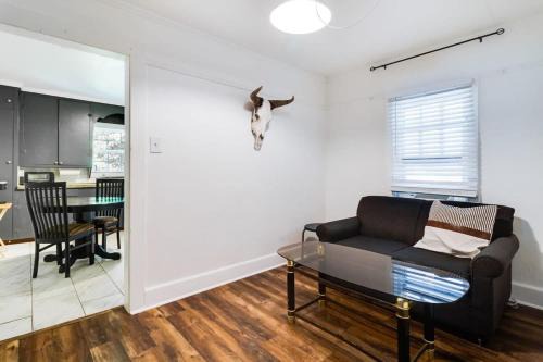 Freetown - Port Rico House | Comfortable 3BR Home Near Downtown