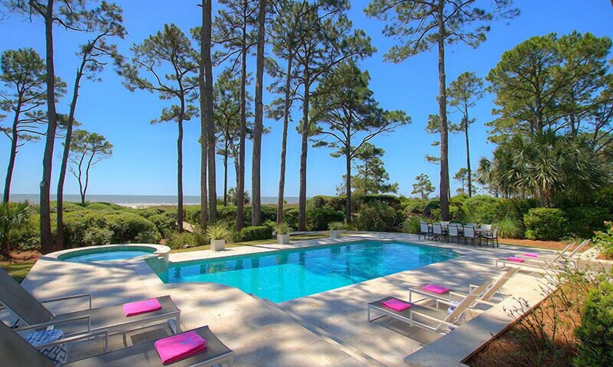 Oceanside House | Destination Vacation HHI, 6-BR Oceanfront Luxury Home in Sea Pines w/Pool & Spa