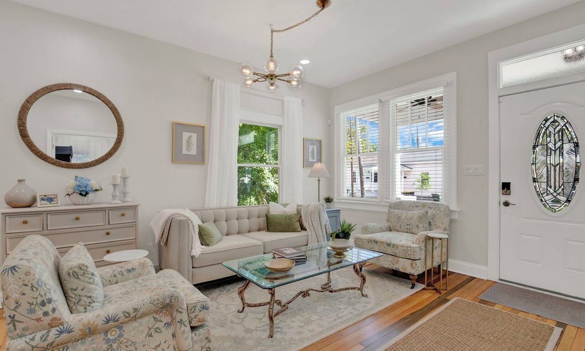 Eastside Cabin | Discover Timeless Living at 809 E Bolton Street