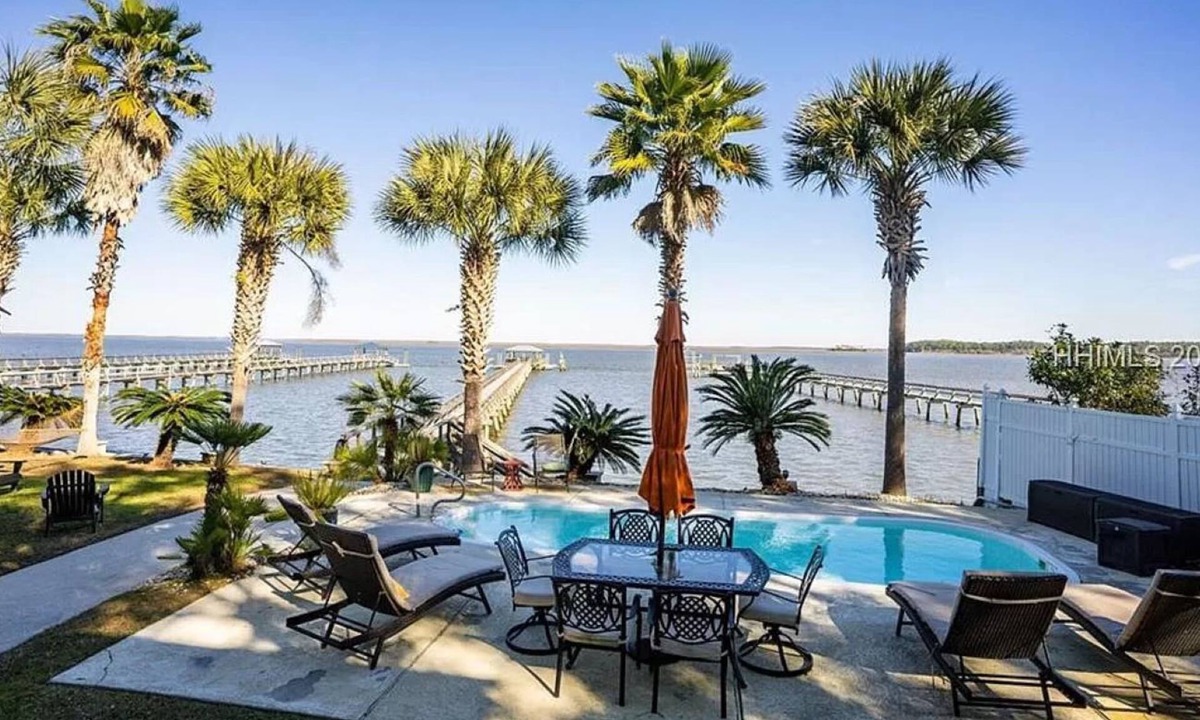 Saint Helena Island House | Dreamworthy, waterfront St. Helena home with pool and deep water dock.