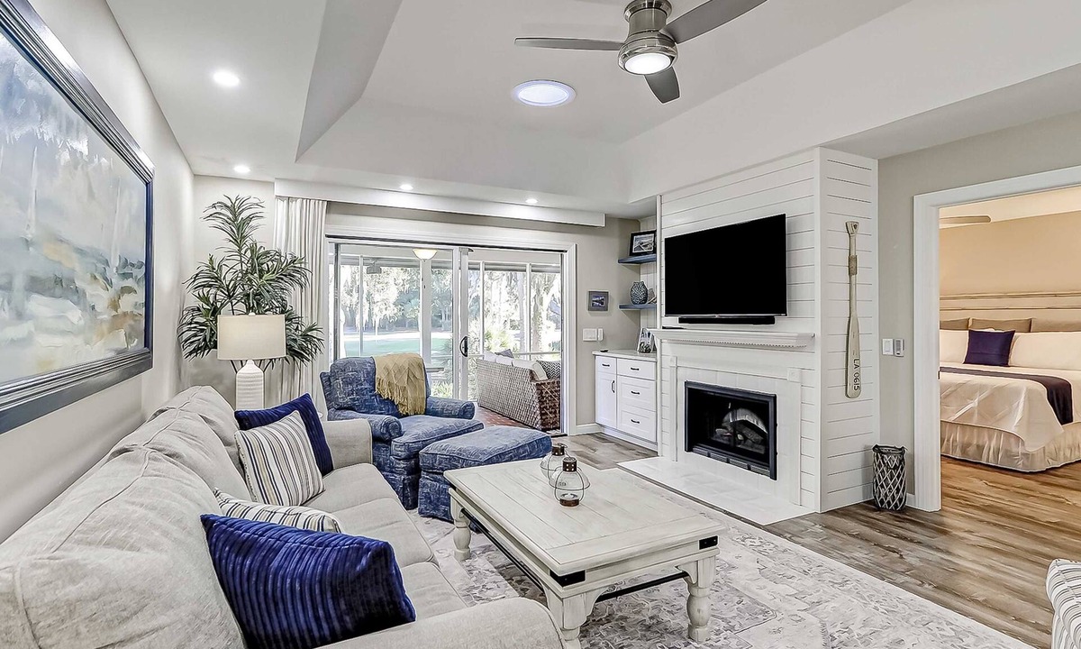 Shipyard Plantation House | Enchanting beach golf retreat with pool, screened porch & amazing views