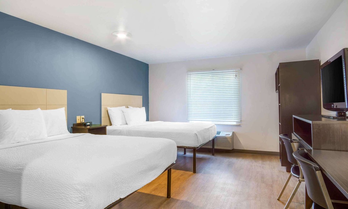 North Charleston Hotel | Extended Stay America Select Suites - Charleston - Ashley Phosphate Rd.