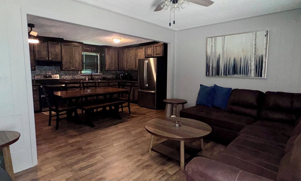 Philadelphia House | Family-Friendly 3BR Gem in Philadelphia – Your Home Away from Home!