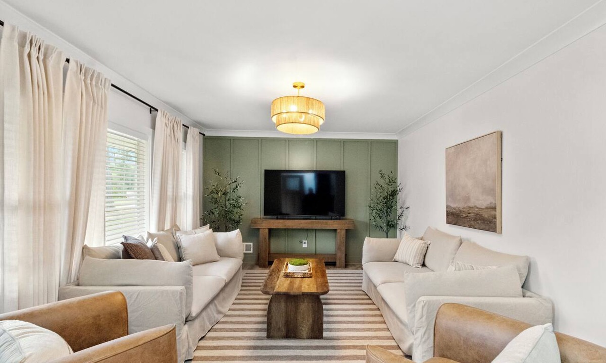Forest Acres House | Game Room & Theater Home, Sleeps 12, 10 Min to Downtown Columbia