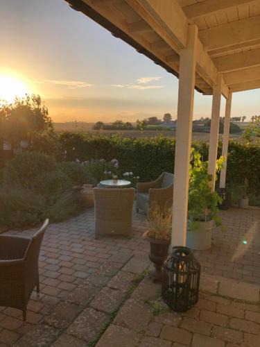 Simrishamn Bed & Breakfast | Glimminge Bed & Breakfast