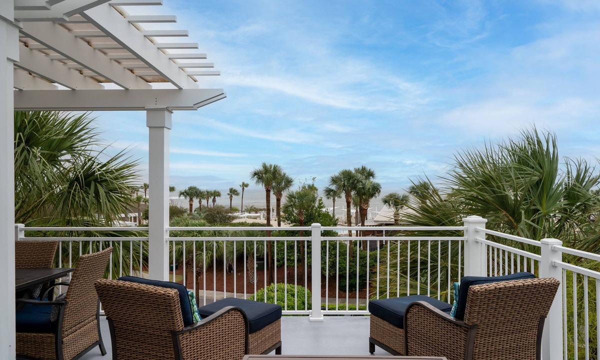 Seabrook Island Villa | Gorgeous Atrium! 2nd Floor Ocean Views! Amenity access included!