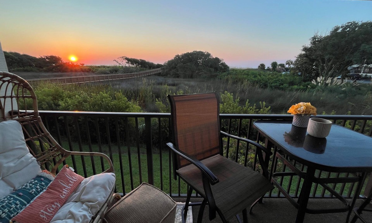 Folly Field Condo | Gorgeous OCEAN FRONT CORNER UNIT on first floor! Most private corner at resort!
