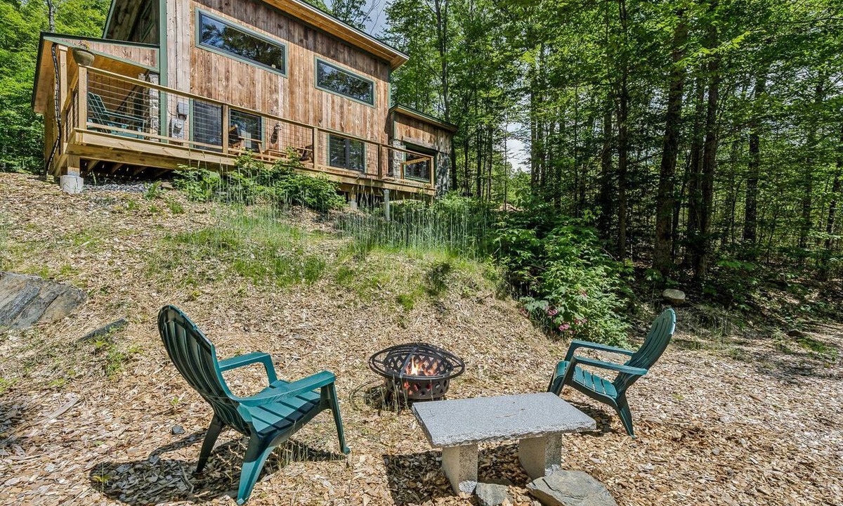 Strafford Cottage | Gratitude Cottage, Quiet Nature Escape