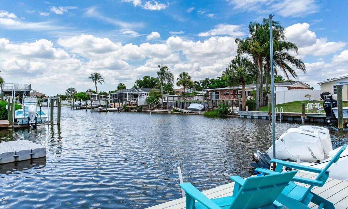 Tampa Shores House | Heated pool on water, 3-bedroom house in beautiful Tampa