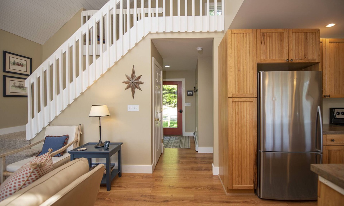 Enfield House | Immaculate Waterfront Cottage - Activities Galore for the Entire Family