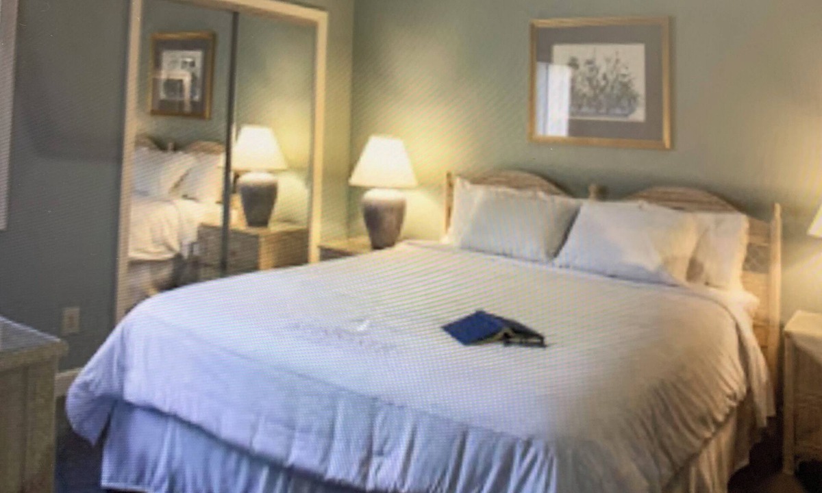 Shipyard Plantation Resort | ISLAND RESORT - 2 minutes to the OCEAN BEACHES and next to GREAT GOLFING