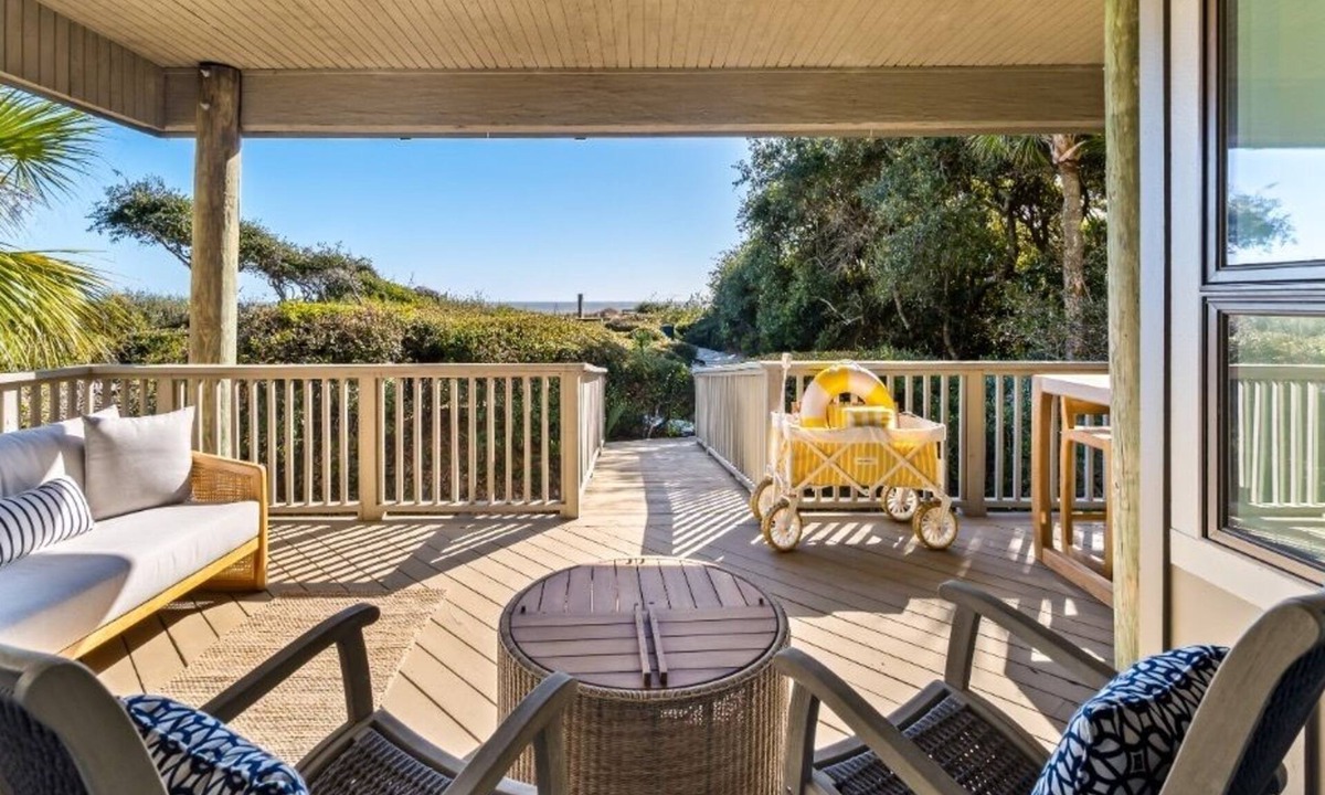 West Beach Village Villa | Kiawah Exclusives | 3560 Seascape Oceanfront