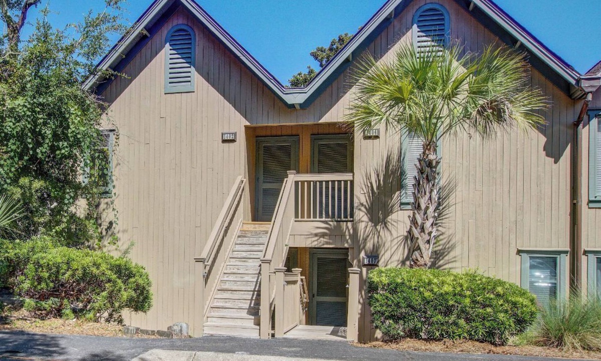 West Beach Village Villa | Kiawah Exclusives | 1402 West Beach Villa