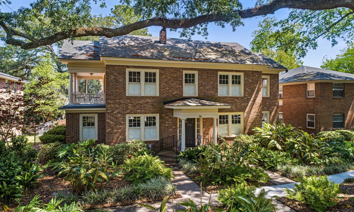 Midtown House | Majestic Ardsley Park Home On Magnolia-lined Street by Lucky Savannah