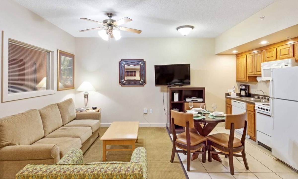 Pittman Center House | Nature Escape! 3 Amazing Units, Close to Ripley's Moving Theater, Kitchen, Pool