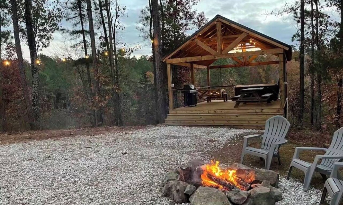 Bismarck Cottage | Nellie's Nest - A Peaceful Woodland Retreat