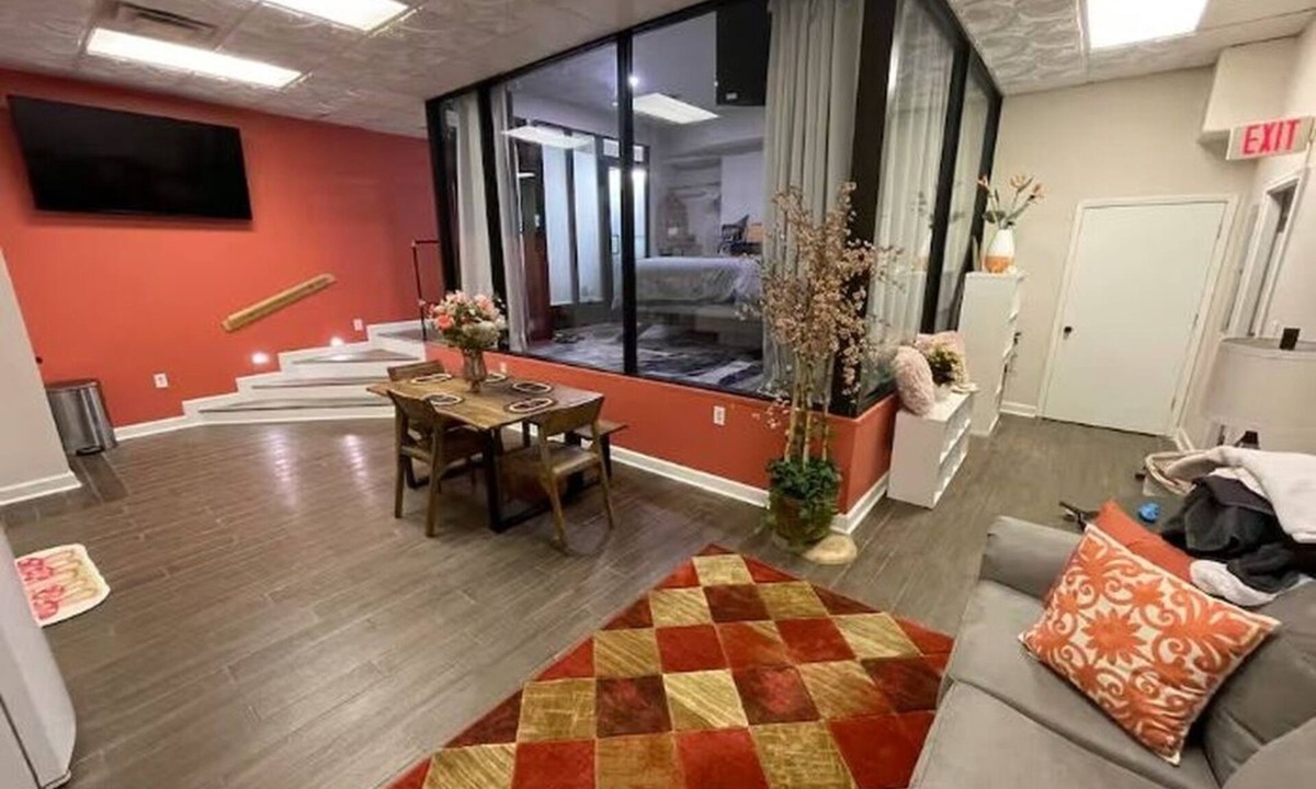 Uptown Apartment | Nice Prince and Princess Suite!