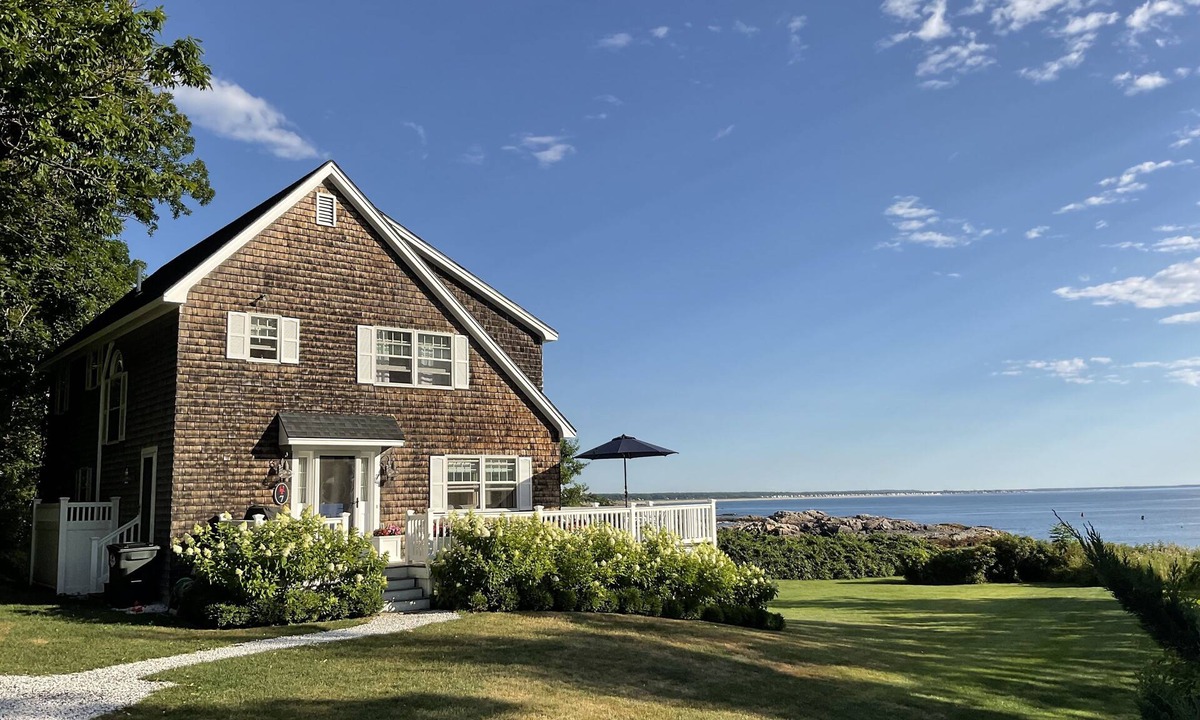 Southern Coast House | Ocean Front Home with Private Beach