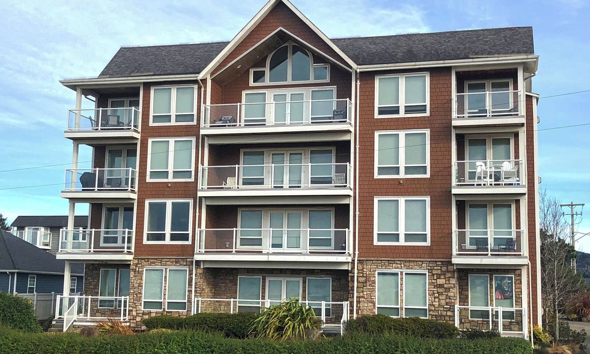 Seaside Condo | OCEAN FRONT: SEAVIEW GREAT ESCAPE: Seaside Vacation Homes, Inc Managed