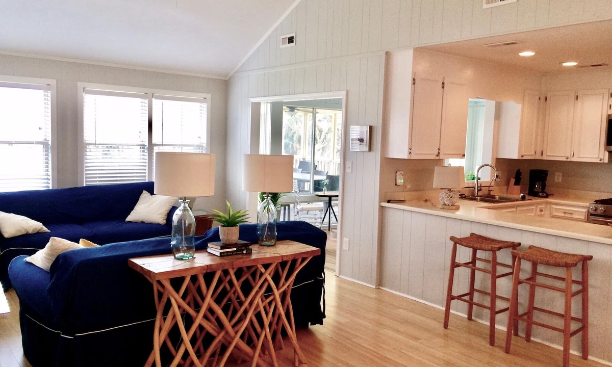 Edisto Island Cottage | OCEAN VIEWS and Best Beach Access @ Pelican Alley on Edisto Beach.