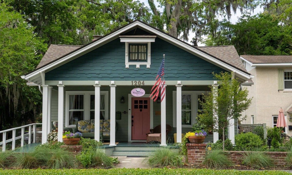 Uptown Cottage | Original Craftsman Cottage, at Magnolia Court Suites
