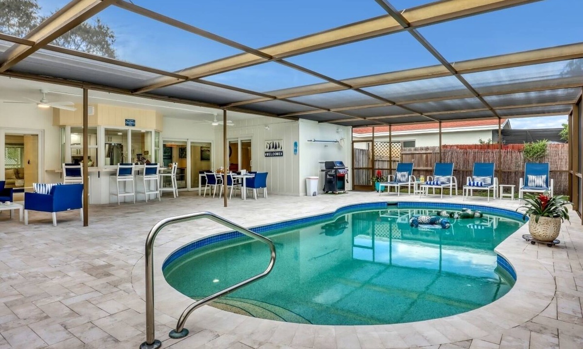 Hunt Club Villa | Palm Paradise Villa Private Pool Near Beaches