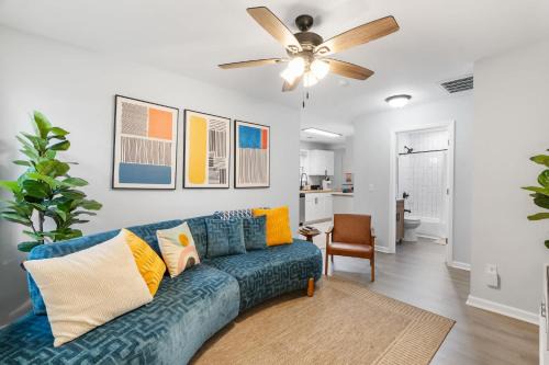 North Charleston House | Palmetto Porch - Family Home Near Park Circle