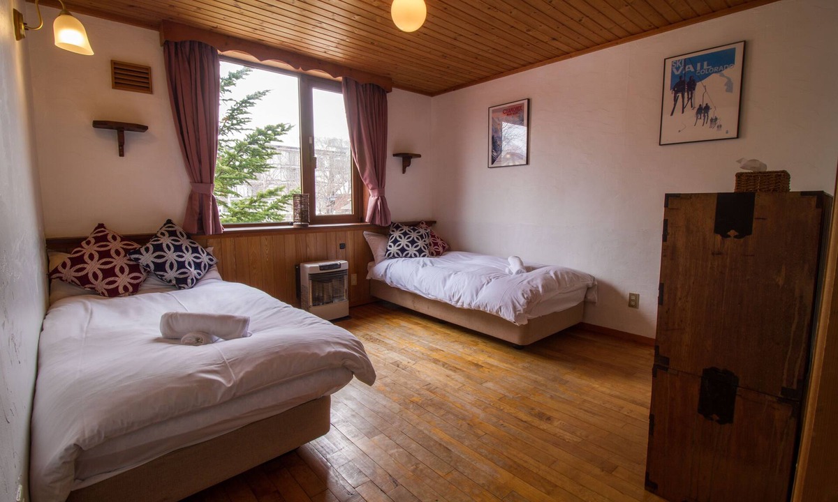 Hirafu House | Pension Full Note