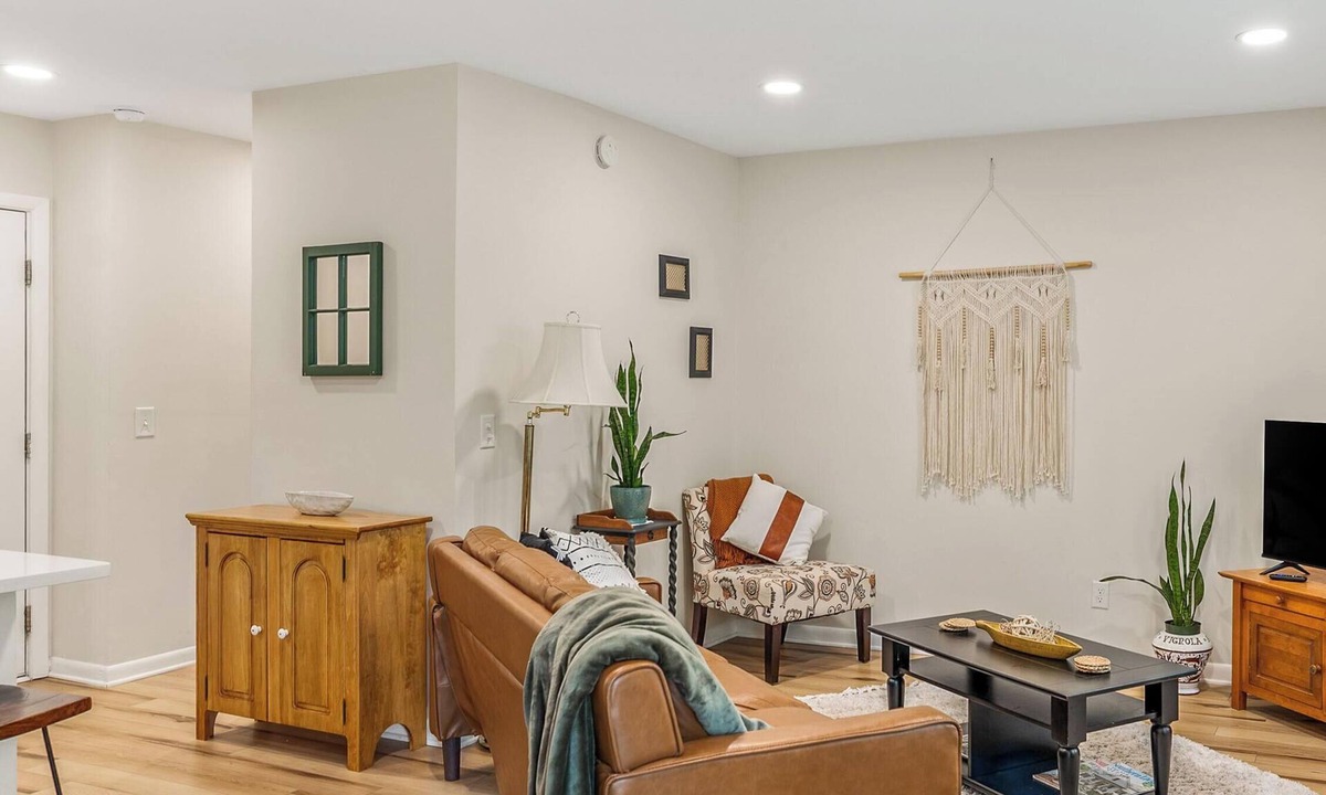 Pigeon Point House | Pet-Friendly Bungalow Near Parris Island, Downtown Waterfront & Parks